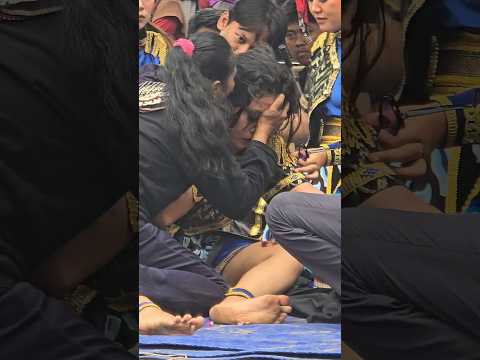 bikin merinding ! penyembuhan cewek kesurupan jhatilan