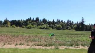 preview picture of video 'Jessie Salmonson flying Compass 7HV at Brooks, Oregon Fun Fly June 2013 w/rough landing'