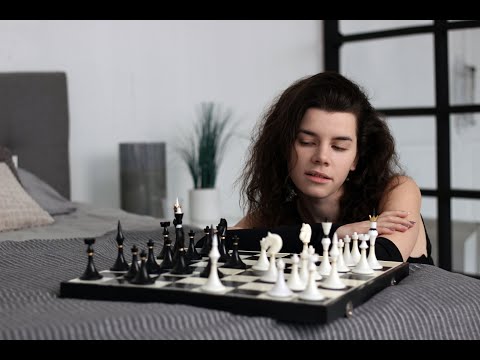 Arena Kings or Queens?) with grandmaster Julia Osmak