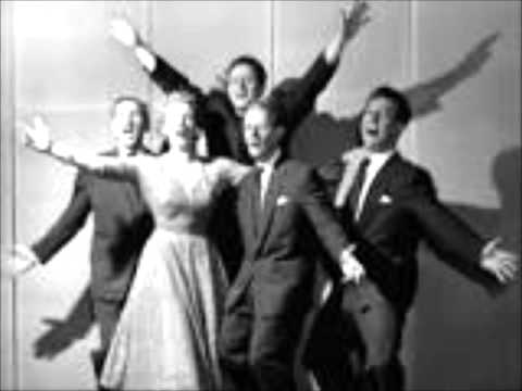 I SEE THE MOON-----THE STARGAZERS