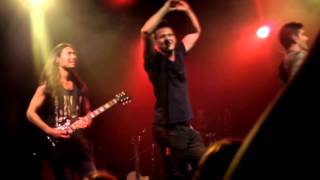 Tyler Ward - &quot;Hoopty Hoop&quot; (+ sexy dance moves) - Live in Berlin (20/10/13) at C-Club