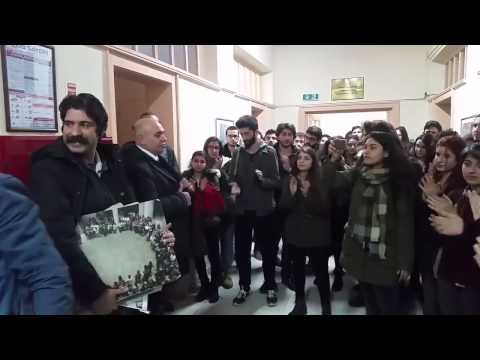 29 Ekim'de KHK ile İstanbul Üniversitesi'nden ihraç edilen Levent Dölek, Barkın Asal ve Cemil Ozansü uğurlandı
