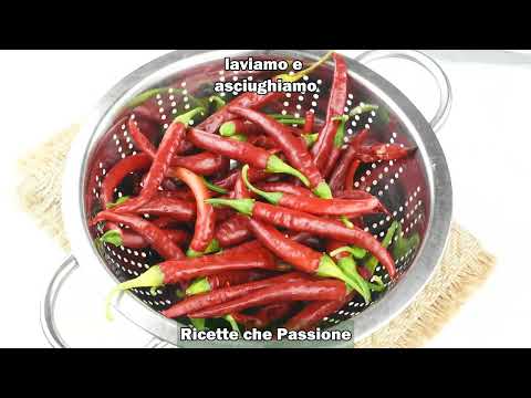 Dalla Calabria peperoncino tritato per tutti da conservare sotto olio -Ricette che Passione