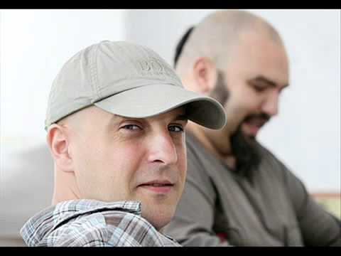 YouTube          Светльо & The Legends   Боли ме гъза