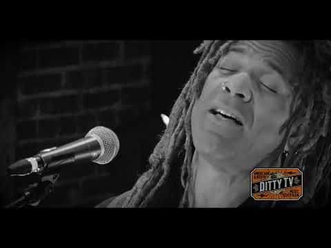 Bing Futch Live on Ditty TV - "Harperville"