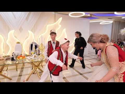 Dasma Anes & Indritit Tradita ne Dasmat Shqiptare me Kostumet PopulloreDasmaShqiptare 2025 GURI SEFA