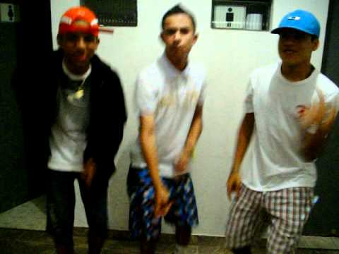 MC SENINHA - NINGUEM SABE SI NOIS É PLAYBOY (AO VIVO)