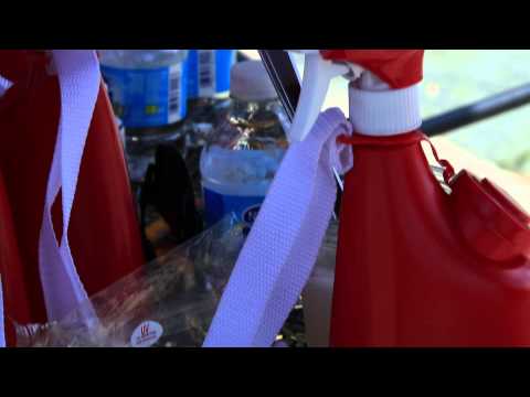 Tennis Tournament 05172014 70D BROLL spinning personal fans (cool shot)