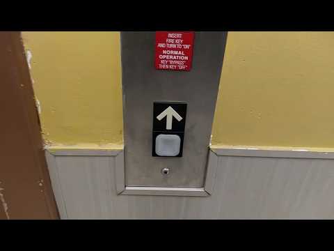 Elevator @ King Soopers in Centennial, CO