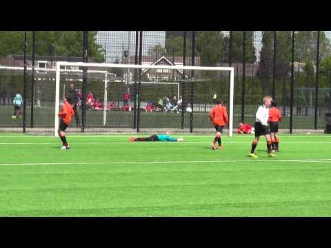 17 mei 2015 VV De Meern D3 - VV De Meern D4 FPT 3-0 Doelpunt Sem, assist Musie