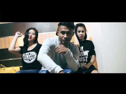 Kh2C   EveryBody Want Me official Video