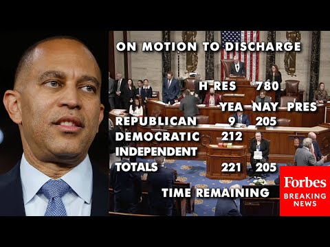 JUST IN: House Votes To Advance Hakeem Jeffries' Discharge Petition For ACA Subsidy Extension