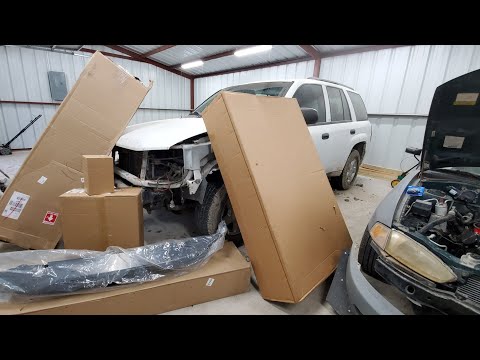 Trailblazer gets New Parts [ Pt 2 ] Paint & Install