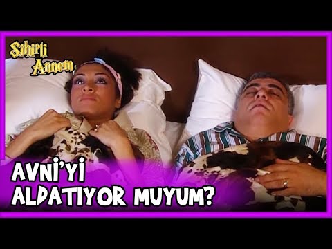 Suzan, Avni'yi Aldattığını Düşünüyor - Sihirli Annem 28. Bölüm