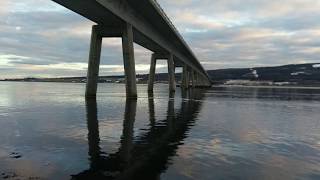 preview picture of video 'Dornoch Bridge'