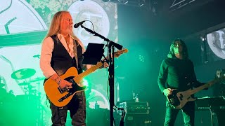 Jerry Cantrell - Between
