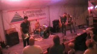 Red Collar performs 'Hands Up' at the Johnstown Folkfest
