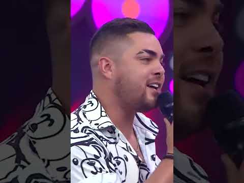 EL REVENTONAZO DE LA CHOLA | Álvaro Rod and the red thread | #shorts