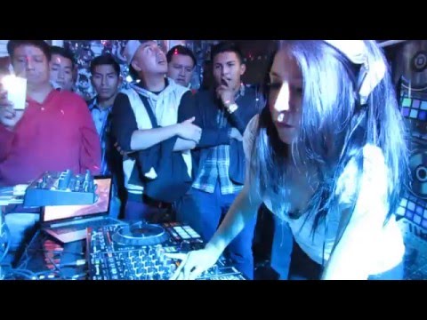 Dj Daniela Cajamarca , Celebrando el Dia Mundial del DJ, 9 de Marzo