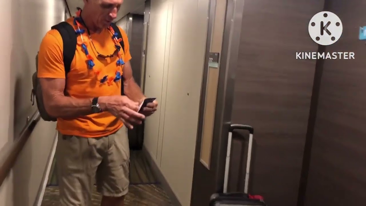 Ovation of the Seas - Cabin 6272 - Video 1