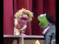 Sesame Street Kermit Directs Goldilocks And The Three Bears