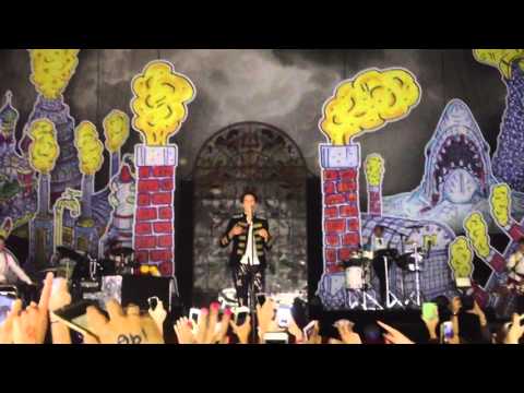 Mika Milano 150927 - Underwater Lights