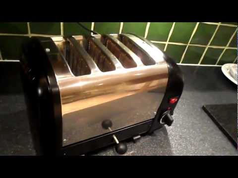 REVIEW WORLDS BEST QUALITY TOASTER BY DUALIT ONE OF THE LAST UK MANUFACTURERS LEFT £130 - £160