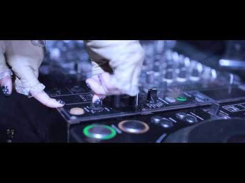 dj ANNA SAHARA - FashionTV