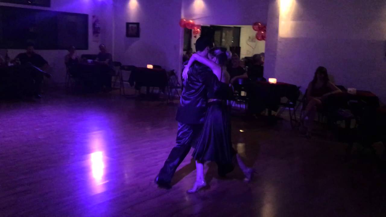 Carolina Couto y Emanuel Ledesma - Un Infierno - Osvaldo Requena y Floreal Ruiz