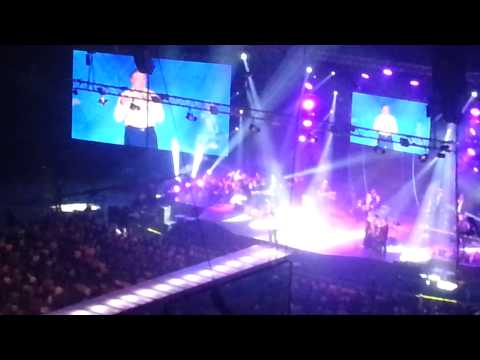 Karel Gott - Ce la vie live - Praha - 8.12.2012