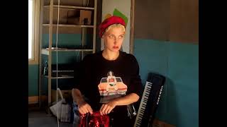 Molly Nilsson – “The Beauty of the Duty”