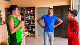 SIMÃO MONTA BAR NO POSTO DO BRUTINHO E DA MAIOR CONFUSÃO 