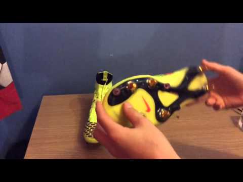 EliteBallers | Nike Magista Obra Volt/Hyper Punch  - Unboxing And On Feet