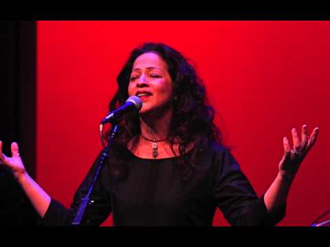 Perla Batalla - Blue House songs