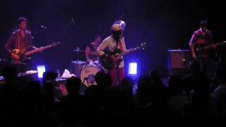 Lightspeed Champion sings &quot;there&#39;s nothing underwater&quot; @ Café de la danse, Paris 27/04/10