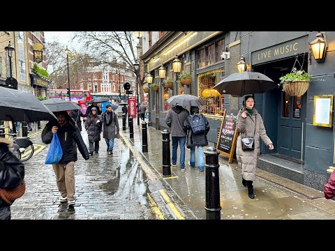 London Rain Walk | Central London City Streets Walking Tour in Rainy West End [ 4K HDR]