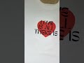 REMERA CROP ESTAMPADA LOVE IS ALL THERE IS