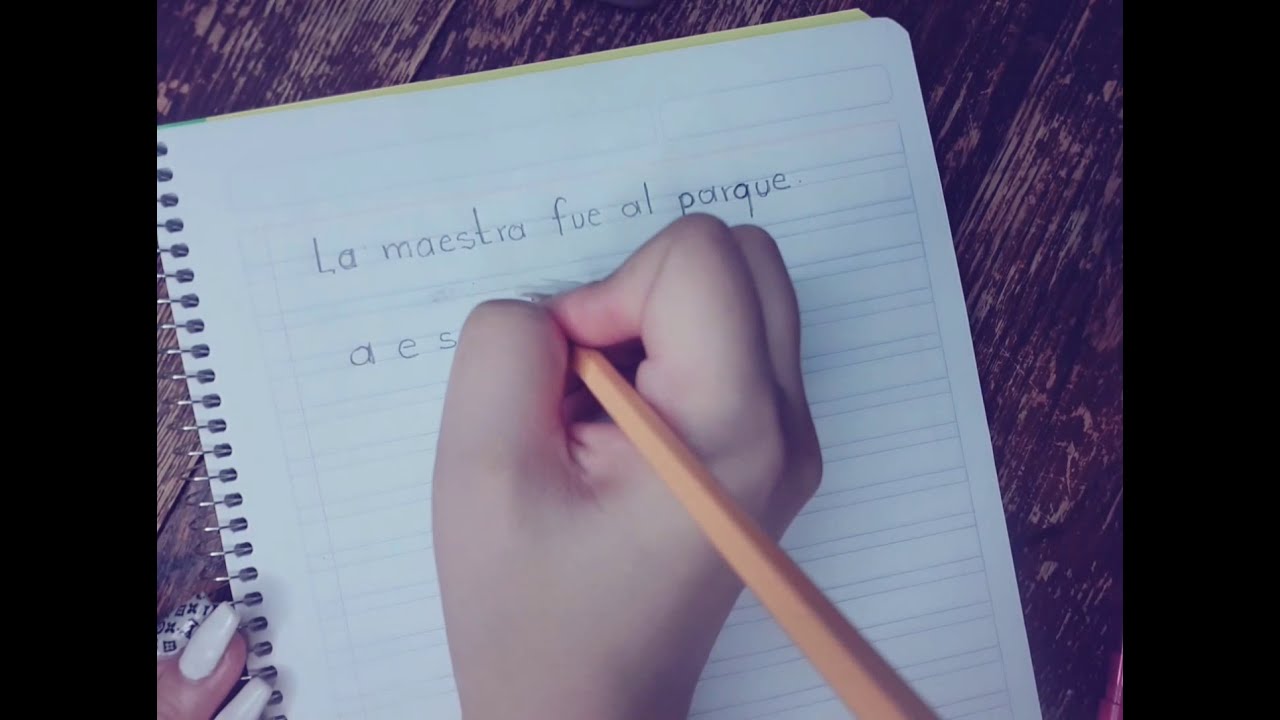 COMO USO DE LA LIBRETA DOBLE RAYA-how to use the double stripe notebook to improve the letter