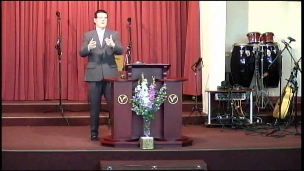 O que é ser discípulo?  (Lc 14:25-35)