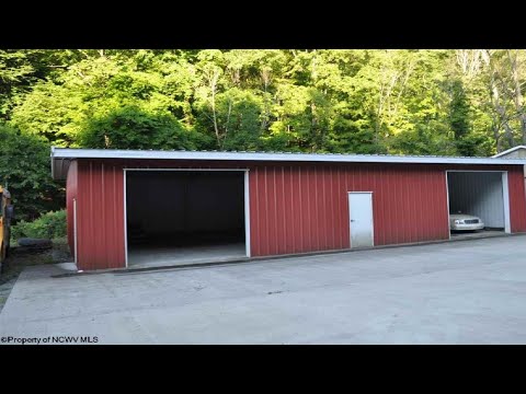 298 Bunner Ridge Road, Fairmont, WV Presented by Laura Kennedy.