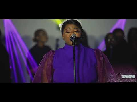 Priscilia Twambi & 50 VOIX - Le cri de mon coeur Live (Remix)