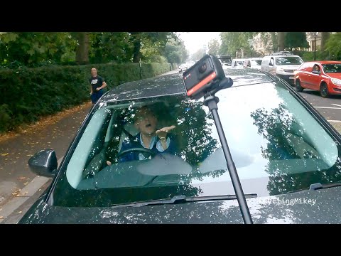 Gandalf Corner: I Get Hit by Paul Lyon-Maris   Video 1 - HV04FOX