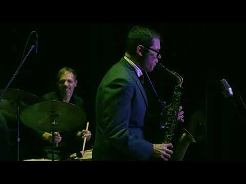 Aaron Johnson Quartet easy to love