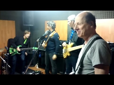 Elio e le Storie Tese: "Heroes" le prove con Adrian Belew - Sanremo 2016