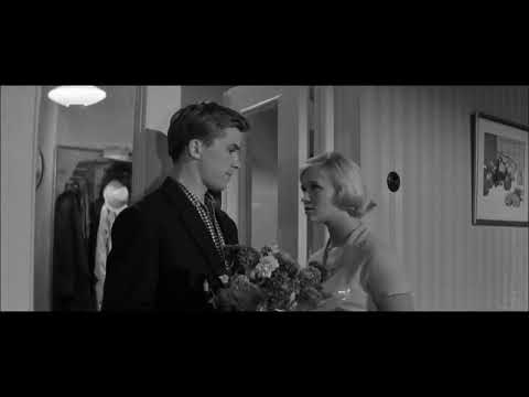 Уральская рябинушка ("Ural Rowan Tree" / «山楂樹») — Evgeniy Rodygin