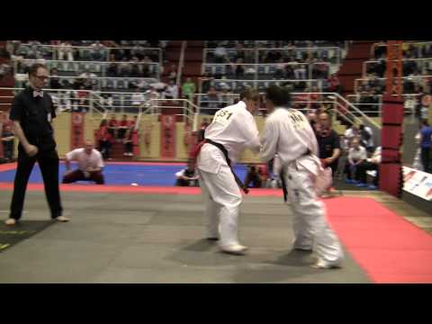 European Championship Shinkyokushin 2012 - Inga Mikstaite -  Lidia Kormondi