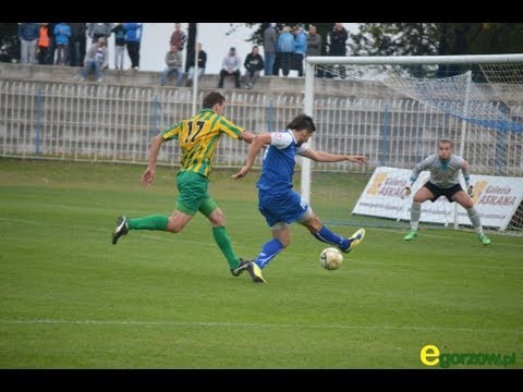 Radość zawodników i kibiców Stilonu Gorzów po meczu z GKS Kobierzyce