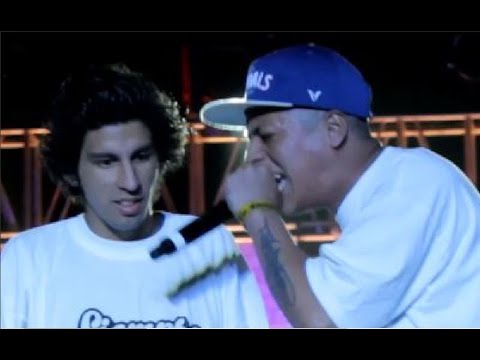 💥CARLITOS VS MORDEKAI - FINAL - RED BULL BATALLA DE LOS GALLOS 2014 PERÚ [FREESTYLE PERUANO]