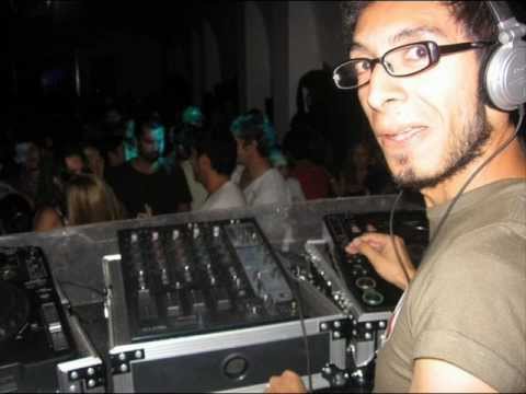 Alex Young - Quimica