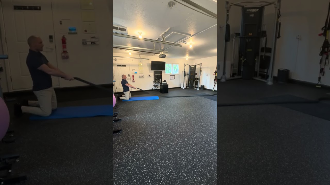 1. Tall Kneeling Battle Rope Single Small Waves (Side View)